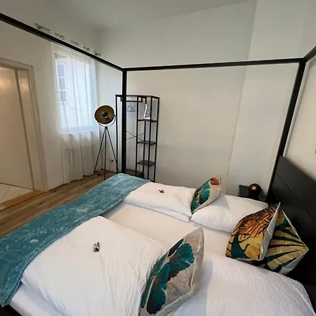 Little Venezia Apartman *