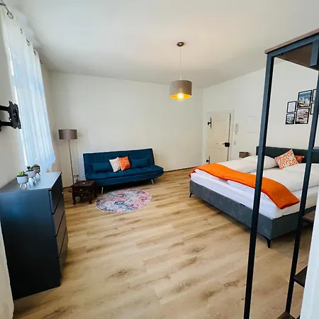 Little Venezia Apartman *